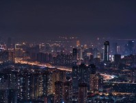 来这里，看昆明最酷炫的夜景灯光秀！