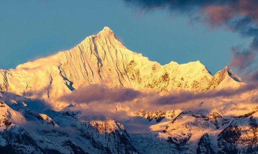 在梅里雪山见证＂星河流淌＂和＂日照金山＂奇观
